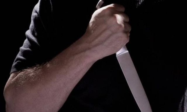 Θεσσαλονίκη: Αποπειράθηκε να σκοτώσει με μαχαίρι την 73χρονη μητέρα του