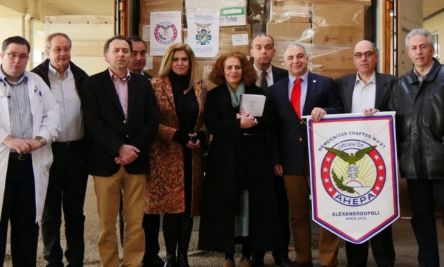 Ομογενείς των ΗΠΑ δώρισαν υγειονομικό υλικό στα νοσοκομεία Θράκης