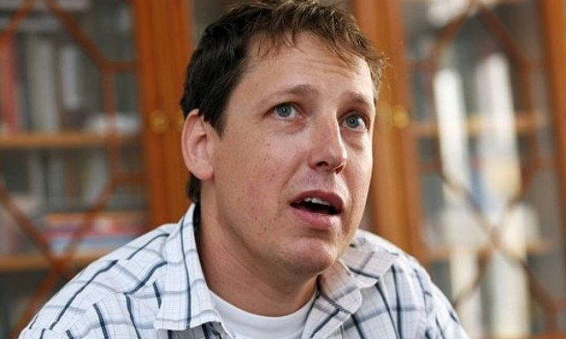 «Έφυγε» στα 45 του ο πρώην πρωθυπουργός της Τσεχίας Στάνισλαβ Γκρος