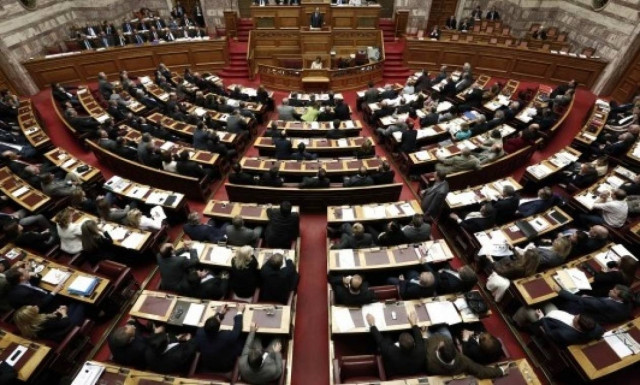 Βουλή: Διαβιβάστηκαν από το ΥΠΟΙΚ τα στοιχεία δαπανών του ΥΠΕΘΑ