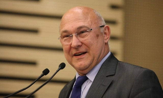 Σαπέν: Πολιτικά αποκλείεται το ενδεχόμενο εξόδου της Ελλάδας από την Ευρωζώνη