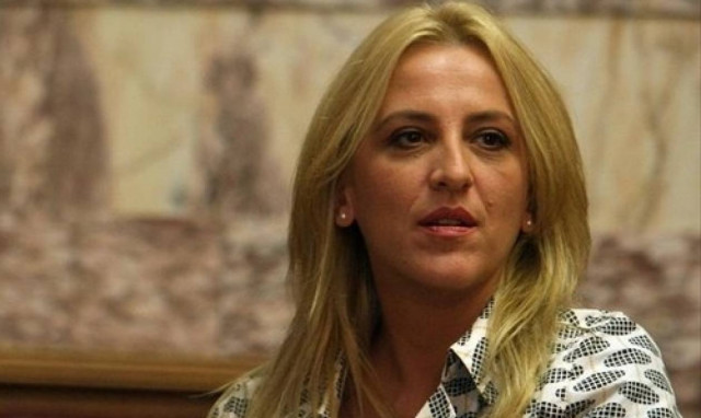 Η Δούρου φωτογραφίζεται με τον Ομπάμα (φωτο)