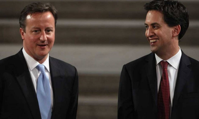 Βρετανία: Μεγάλο ντέρμπι μεταξύ Εργατικών και Συντηρητικών καταγράφει νέα δημοσκόπηση