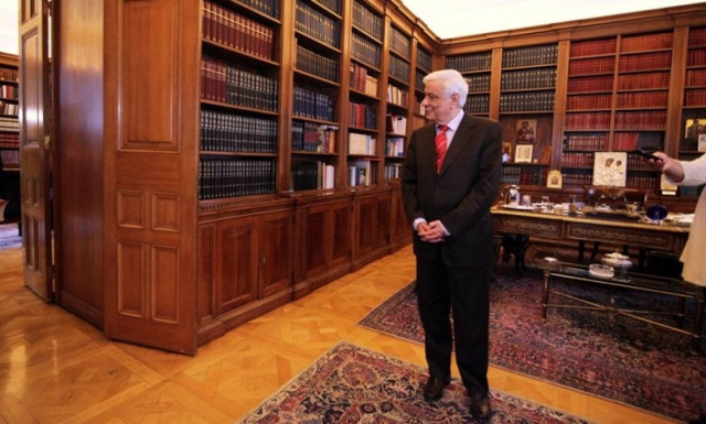 Επικοινωνία Παυλόπουλου με τον Ιταλό ομόλογό του για το μεταναστευτικό