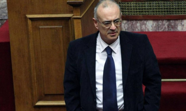 Τι λέει το υπουργείο Οικονομικών για το swap Titlos