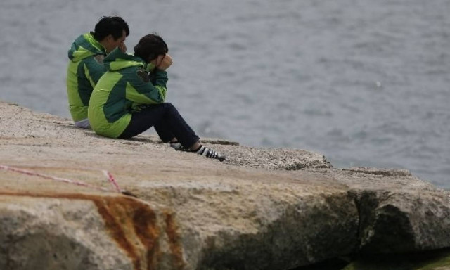 Την ανέλκυση του Sewol αποφάσισε η Νότια Κορέα