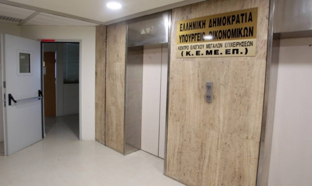 ΔΕΗ: Κόψαμε το ρεύμα γιατί η οφειλή ξεπερνά τα 1,3 εκατ. ευρώ