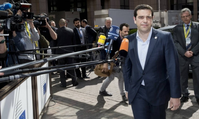 Αισιόδοξος ο Αλέξης Τσίπρας: «Είμαστε πιο κοντά σε ενδιάμεση συμφωνία» (video)