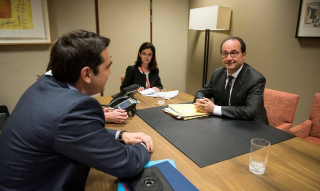 Συνάντηση Τσίπρα – Ολάντ στις Βρυξέλλες