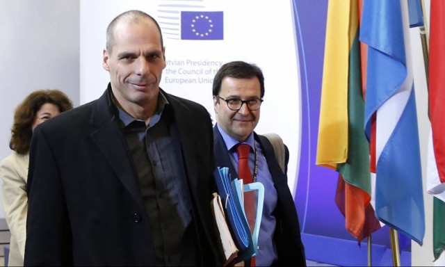 Αναβρασμός για ενδιάμεση συμφωνία: Σημάδια απεγκλωβισμού στο Eurogroup