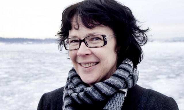 Ένα επίκαιρο βιβλίο για τη μετανάστευση-«Οι γυναίκες στην παραλία»