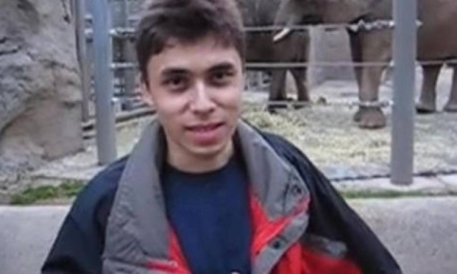 Αυτό είναι το πρώτο βίντεο που ανέβηκε στο YouTube