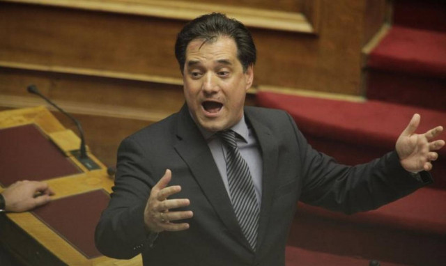 Άγριο κράξιμο τηλεθεατών στον Άδωνι on air (video)