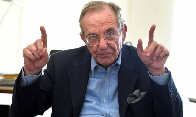 Πάντοαν: «Ουδείς προσέβαλε τον Βαρουφάκη στο Eurogroup»