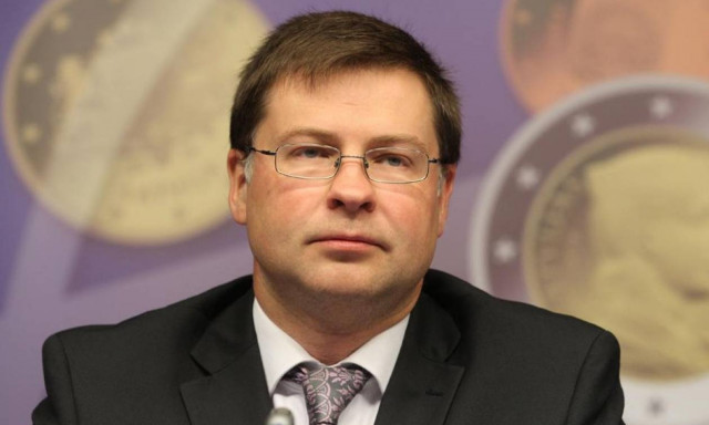 Ντομπρόβσκις: Η ΕΕ ετοιμάζει υποβάθμιση των προσδοκιών της για την Ελλάδα