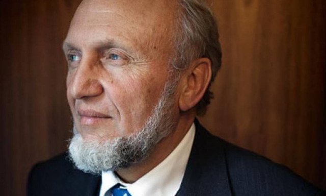 Αμετανόητος Ζιν: Θα έπρεπε να αφήσουμε την Ελλάδα να χρεοκοπήσει