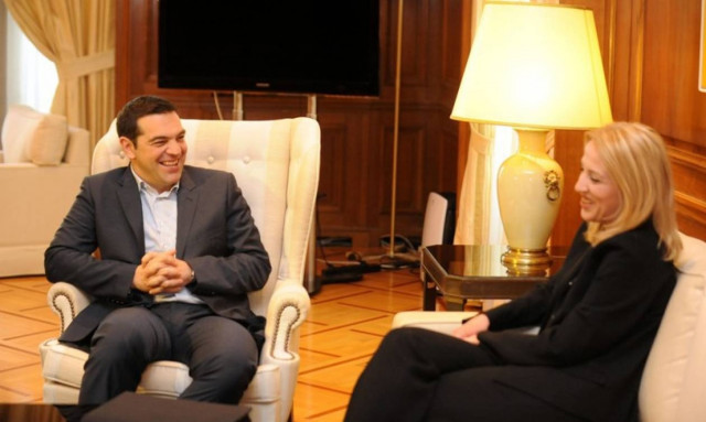 Ολοκληρώθηκε η συνάντηση Αλ. Τσίπρα-Ρ. Δούρου