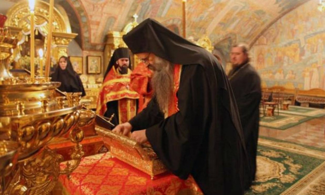 Η δεξιά χείρα του Αγ. Γεωργίου στην Ιερά Μονή Τόλγκα-Γιάροσλαβ (pics)