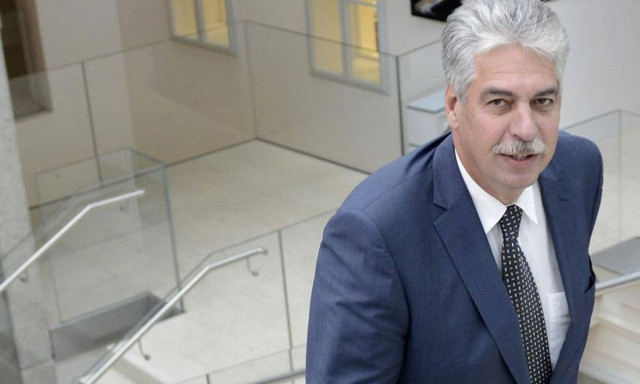 Αιχμές Σέλινγκ για Βαρουφάκη: Πρέπουσα η αλλαγή του