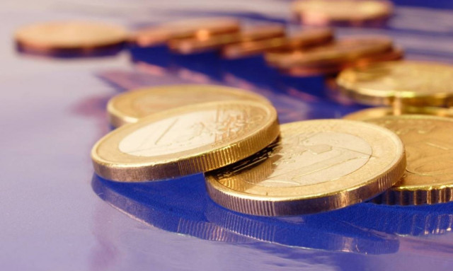 Πάνω από 10 εκατ. συγκέντρωσε η κυβέρνηση από περικοπές σε υπουργεία