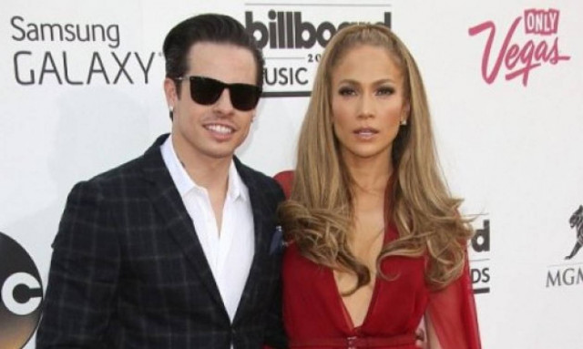 H Jennifer Lopez προετοιμάζει το γάμο της με τον Casper Smart
