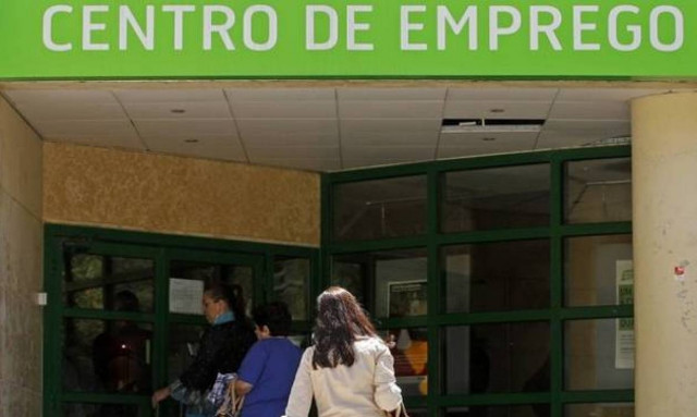 DW: Διαμάχη για την εγκυρότητα των ποσοστών ανεργίας