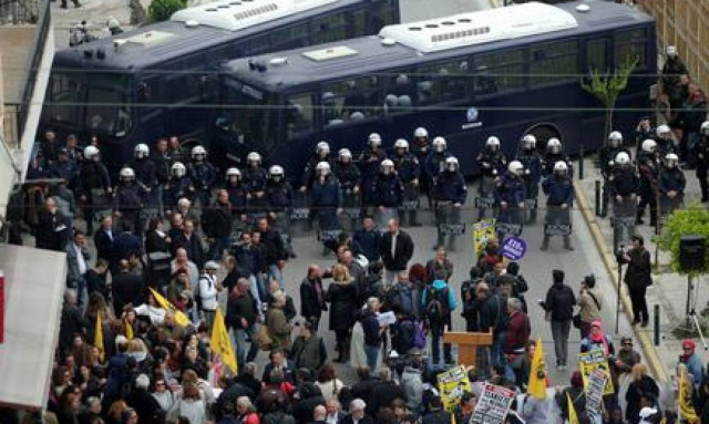 Ψήφισμα της περιφέρειας Αττικής για την Χρυσή Αυγή