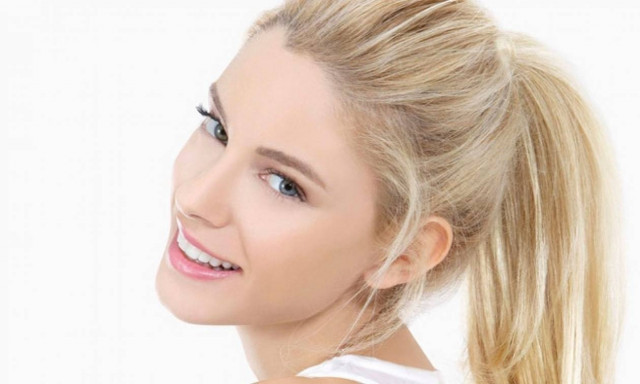 Η Δούκισσα περνάει το Σάββατό της στην...παραλία! Δείτε φωτό!