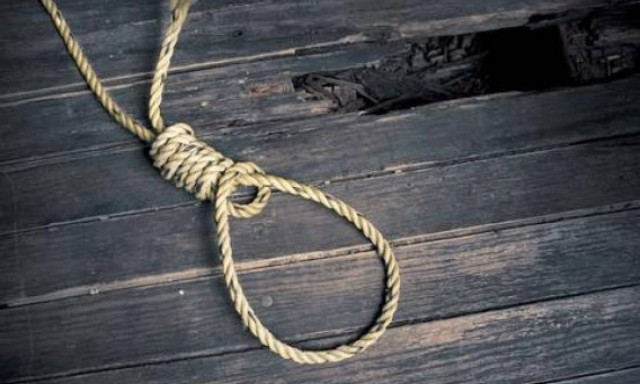 Σοκ στην Εύβοια: Μπήκε στο σπίτι και βρήκε τον άνδρα της κρεμασμένο