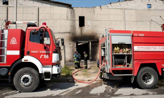Πυρκαγιά τα ξημερώματα της Τετάρτης (06/05) έξω από εργοστάσιο στο Μενίδι