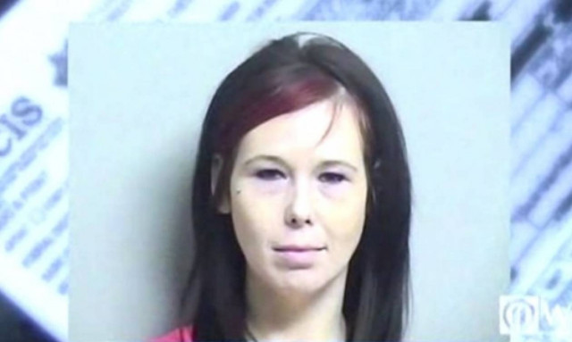 Φρίκη: Πήγε στην κηδεία της πρώην του φίλου της και χαράκωσε το πτώμα της