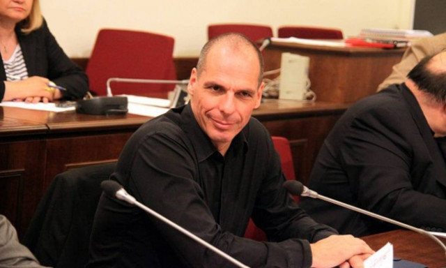 Βρυξέλλες: Έκτακτη σύσκεψη της ελληνικής διαπραγματευτικής ομάδας υπό τον Βαρουφάκη