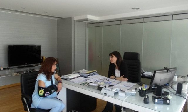 Συνάντηση της Έλενας Κουντουρά με τη Βούλα Πατουλίδου