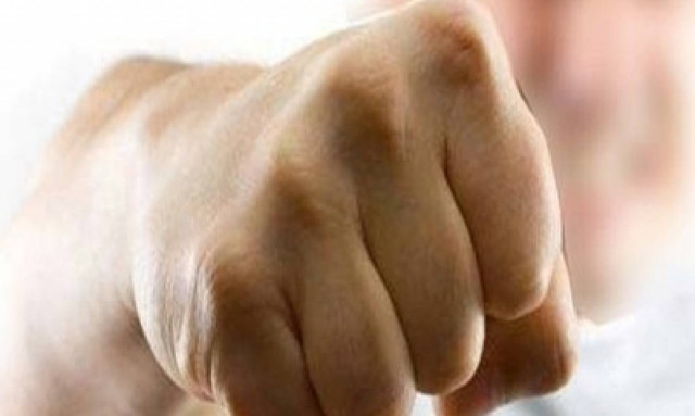 Χανιά: Τρεις συλλήψεις για τον ξυλοδαρμό επιχειρηματία από κρατούμενο