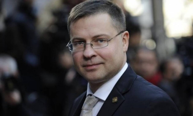 Ντομπρόβσκις: Επιτακτική η επιτάχυνση των διαπραγματεύσεων με τους Θεσμούς