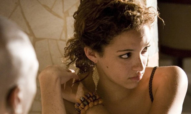 Αυτά την κάνουν να βαριέται στο κρεβάτι δηλαδή στο sex - μην κάνεις πως δεν καταλαβαίνεις!