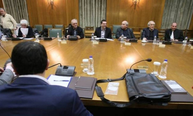 Αταλάντευτος στόχος της κυβέρνησης η συμφωνία