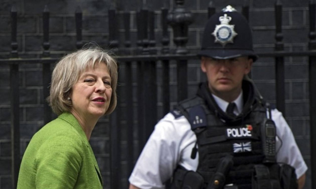 Μεταναστευτικό: Κόντρα Βρετανίας και Ε.Ε.