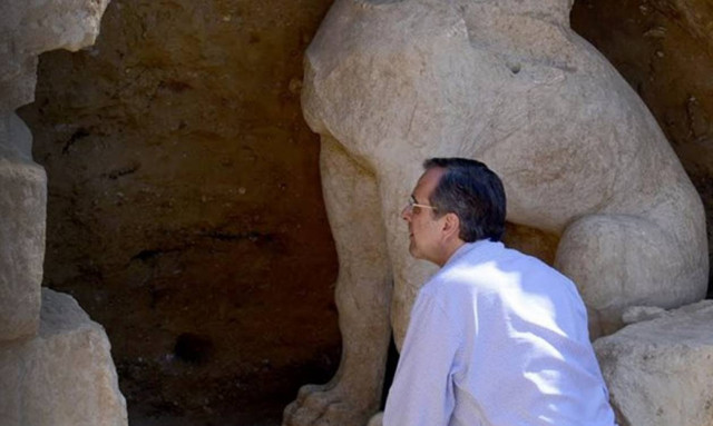 Ξυδάκης: «Show» του Σαμαρά η Αμφίπολη (video)