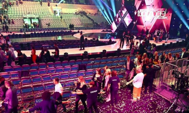 Τηλεφώνημα για βόμβα διέκοψε τον τελικό του Γερμανικού «next Topmodel»