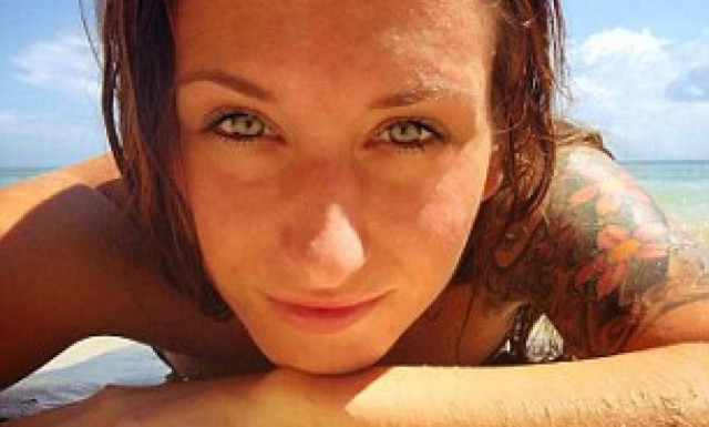 Η Αμερικανίδα που παράτησε τα τρία παιδιά της για να βοηθήσει στη μάχη κατά του ΙΚ (pics)