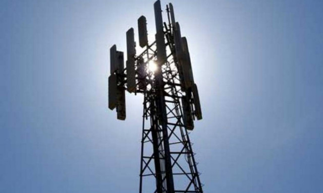 Παράνομη η τοποθέτηση κεραίας κινητής τηλεφωνίας απέναντι από σχολείο