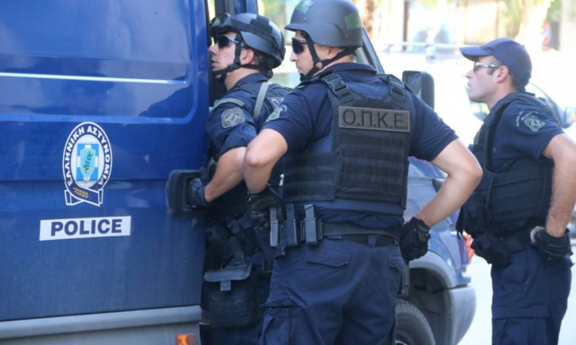 Θεσσαλονίκη: Συνελήφθη 65χρονος για μεταφορά μεταναστών