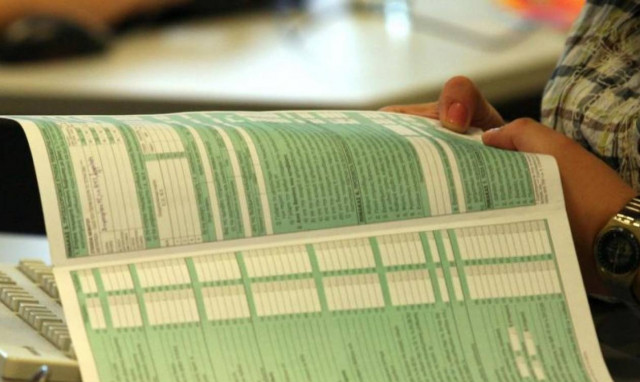Φορολογική δήλωση 2015: Τα βήματα για την υποβολή, οι αλλαγές, οι προθεσμίες, οι δόσεις