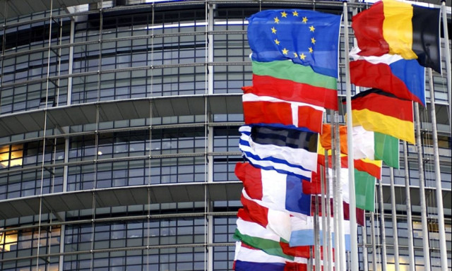 Νέα «τρικλοποδιά» από τους Θεσμούς: Τώρα μιλούν για τρίτο πακέτο βοήθειας