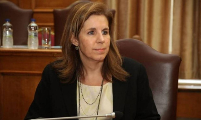 Πανελλήνιες 2015: Ευχές από Χριστοφιλοπούλου στους μαθητές