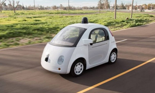 Στους δρόμους τα αυτο-οδηγούμενα οχήματα της Google! (video)