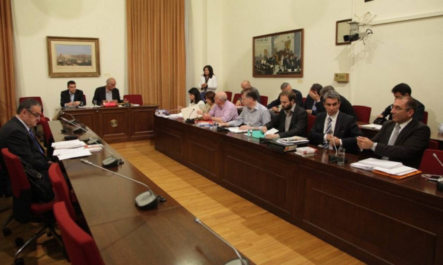 Εξεταστική για Μνημόνια: ΔΝΤ, τρόικα, πρώην πρωθυπουργοί και… όχι μόνο στις λίστες των μαρτύρων