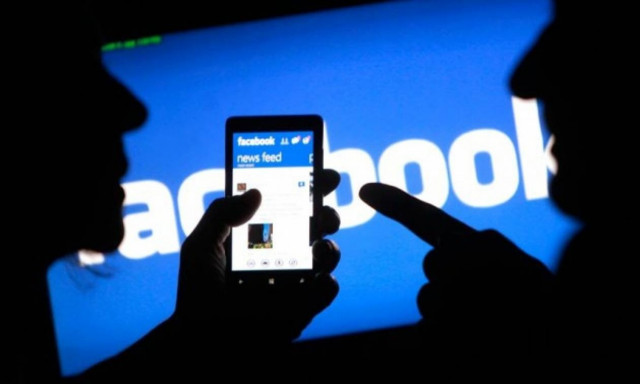 Έτσι το Facebook παραβιάζει τους κανόνες για τα προσωπικά μας δεδομένα