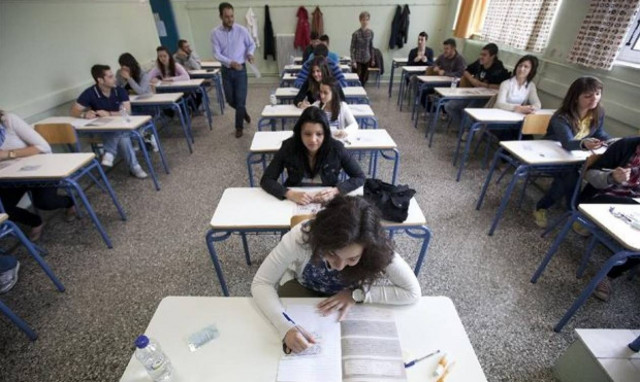 Πανελλήνιες 2015: Δείτε τα θέματα και τις απαντήσεις σε Βιολογία, Μαθηματικά, Φυσική και Ιστορία